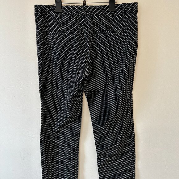 Banana Republic - Blue w/ Small White Stripes High-Water Pants - 8W - Picture 3 of 8